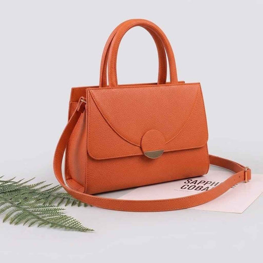 The Ultimate Guide to Choosing the Perfect Leather Tote Bag for Everyday Elegance