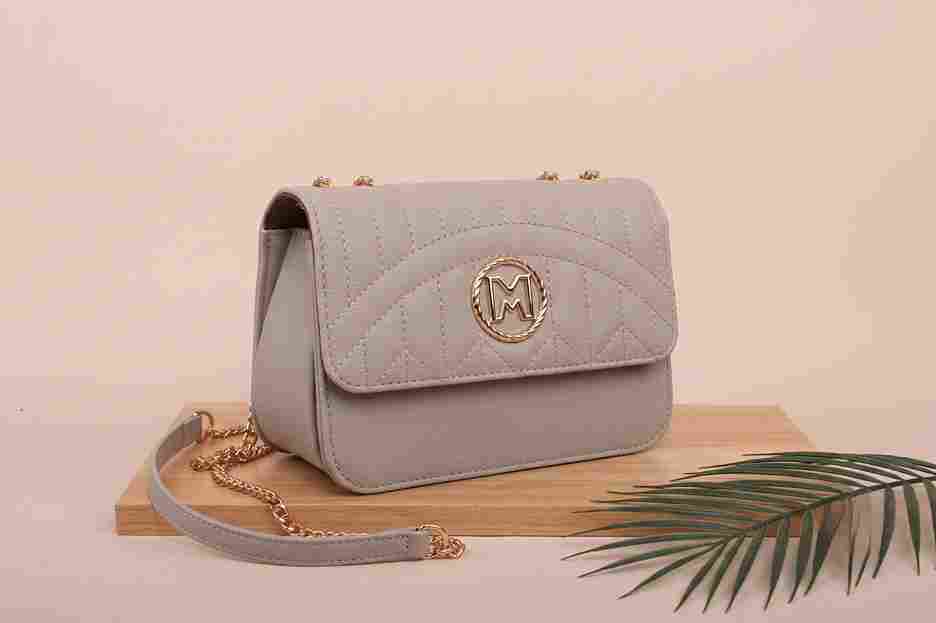 Chevron shoulder bag – Grey – quilted chic handbag