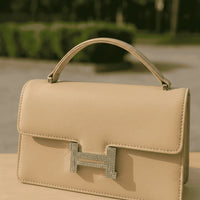 Elegant structured top-handle bag – Beige – crystal clasp handbag