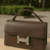 Elegant structured top-handle bag – Brown – crystal clasp handbag