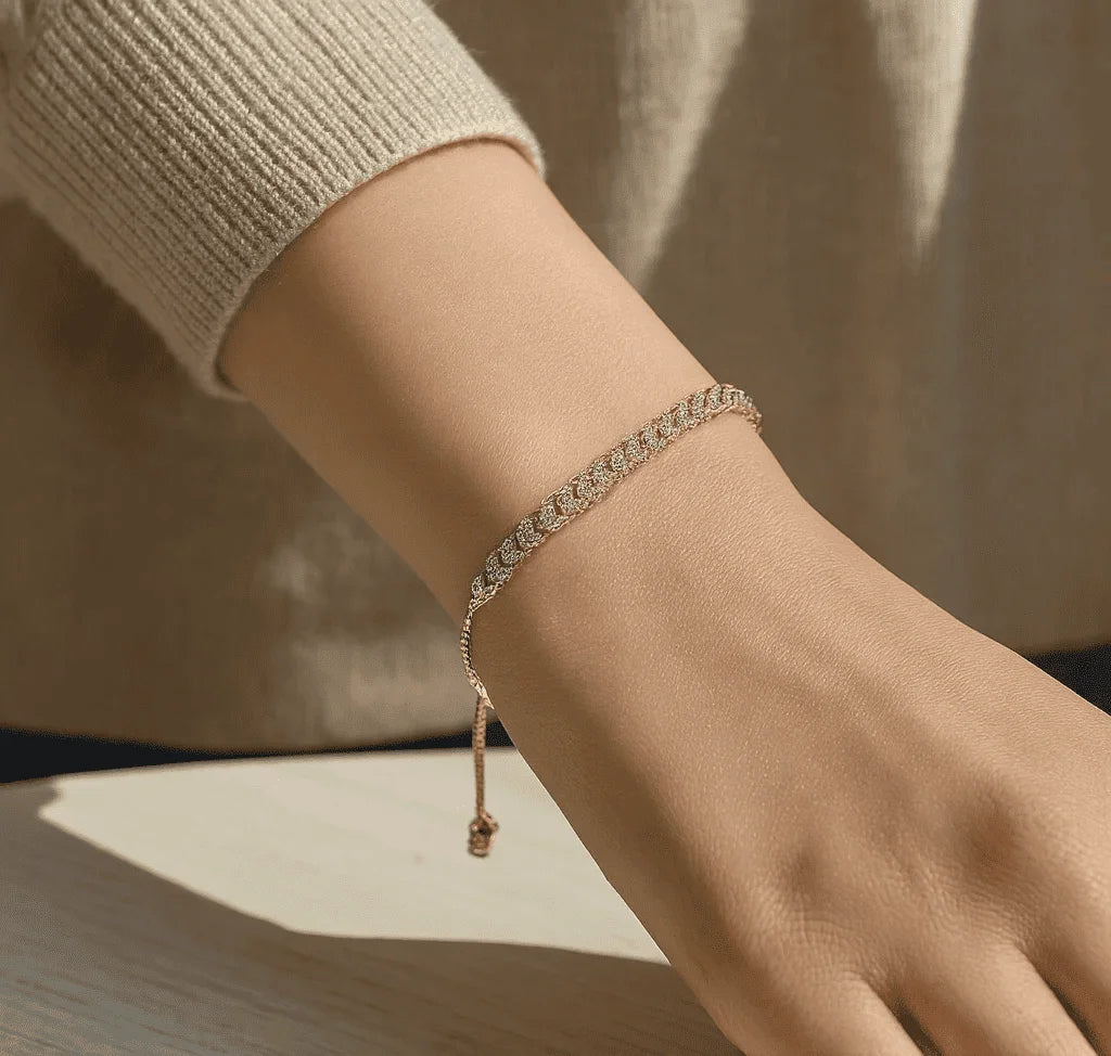 4u Jewelry Cubic Zirconia Bracelet – Classic – Gold finish