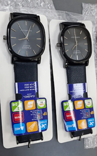 Ladies Leather Wristwatch